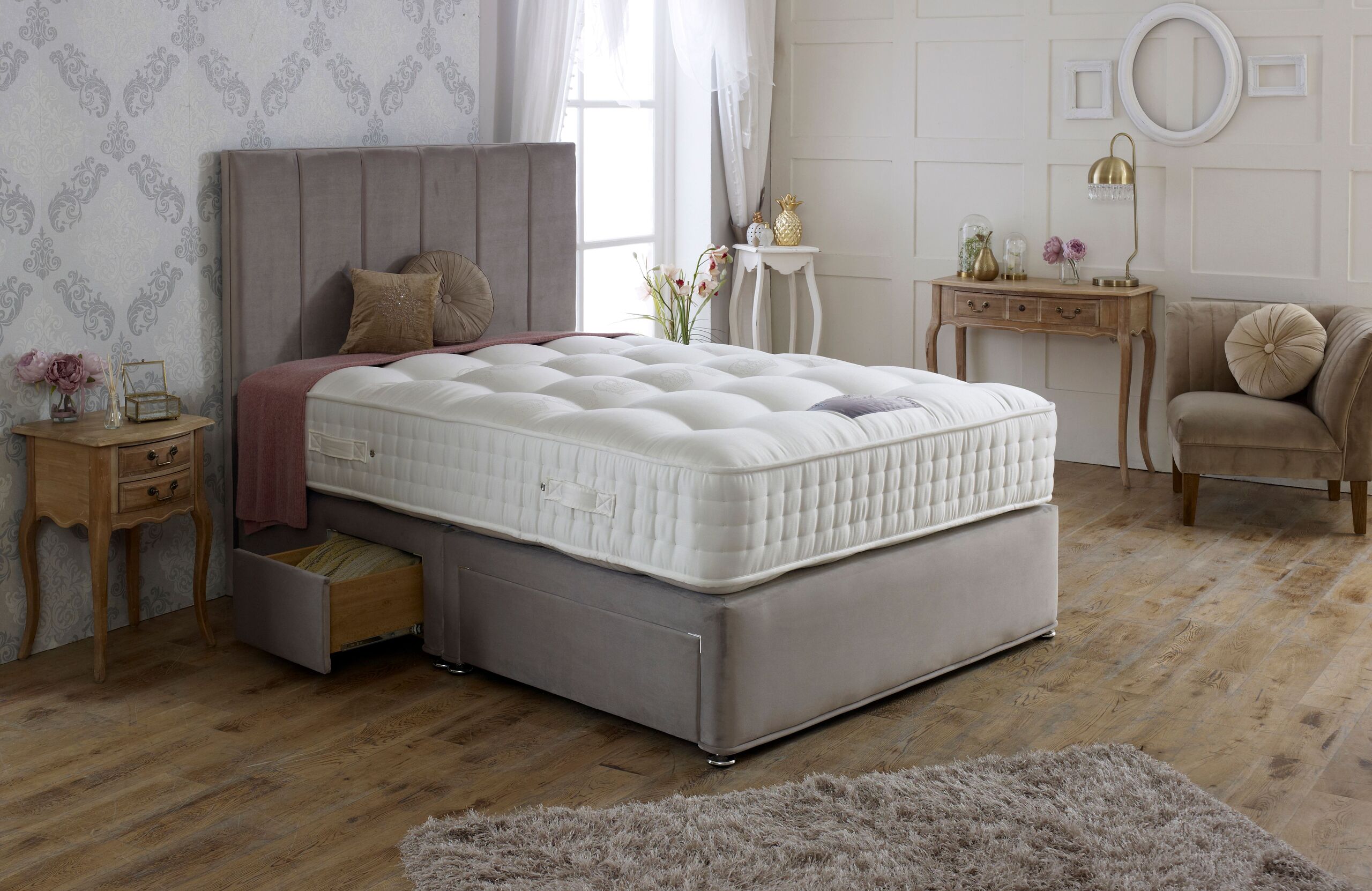 crown furniture and mattress