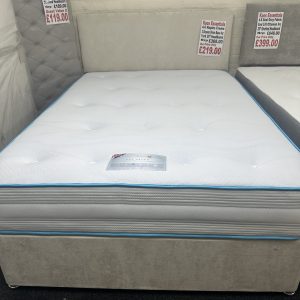 4.6 Naples Cream 2 Drawer Base Including York 20" Headboard