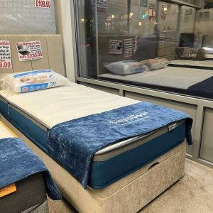 606655288_26554332990820777_5362617969327284566_n