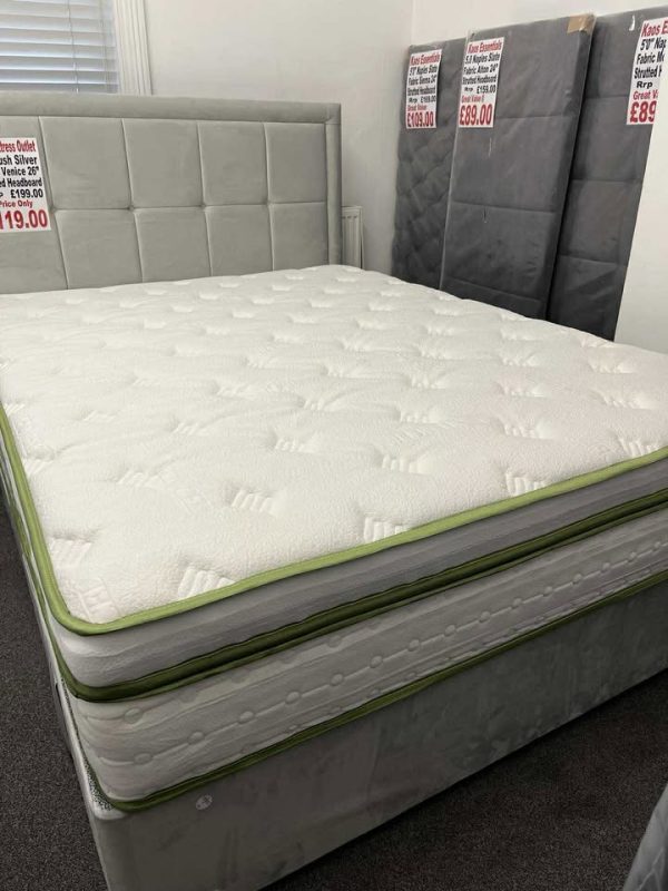 619547587_850853704454656_7919618959733633925_n